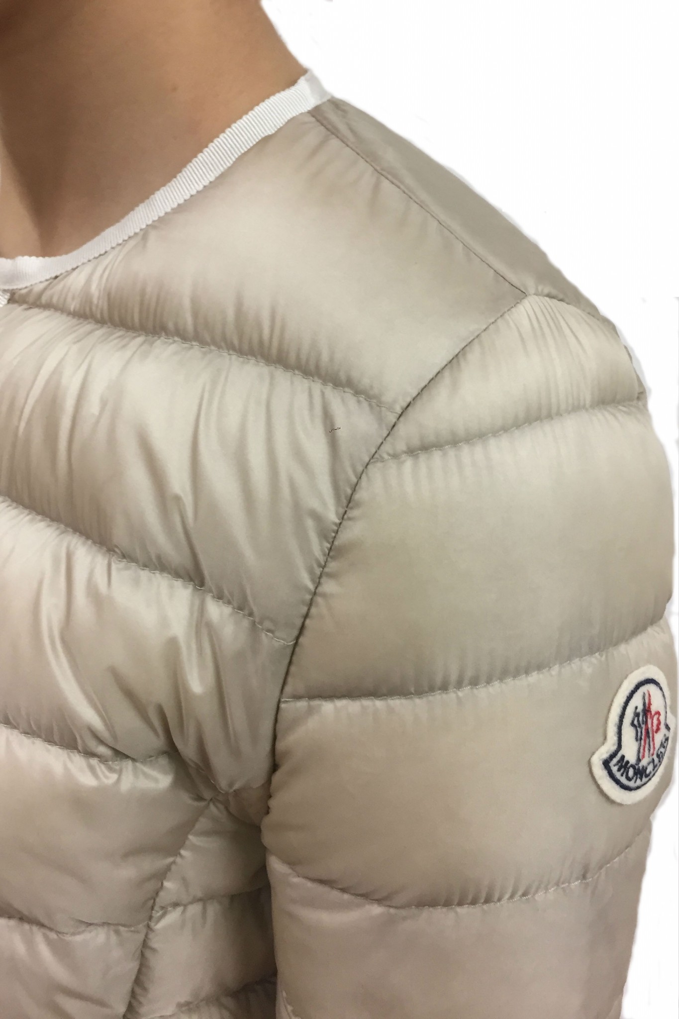 vendita piumini moncler